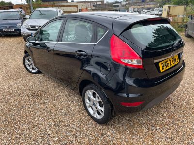 FORD FIESTA ZETEC - 4164 - 7