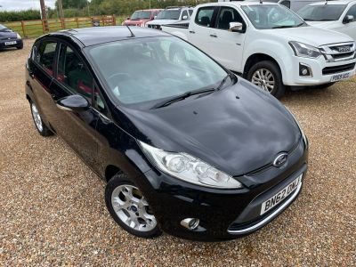 FORD FIESTA ZETEC - 4164 - 3