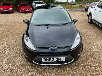 FORD FIESTA ZETEC - 4164 - 4