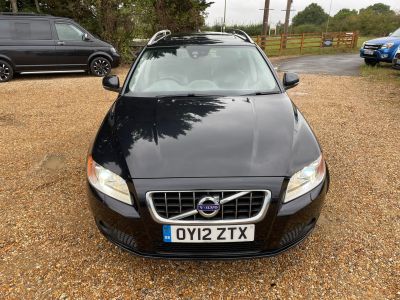 VOLVO V70 D5 SE LUX - 4205 - 4