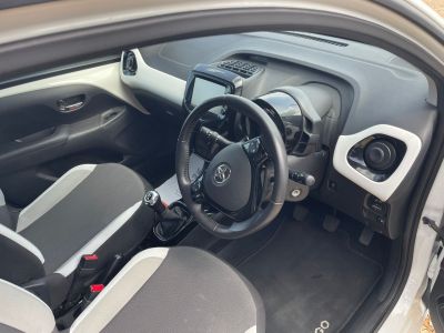 TOYOTA AYGO VVT-I X-PRESS - 4170 - 10