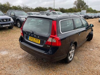 VOLVO V70 D5 SE LUX - 4205 - 12