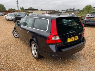 VOLVO V70 D5 SE LUX - 4205 - 8