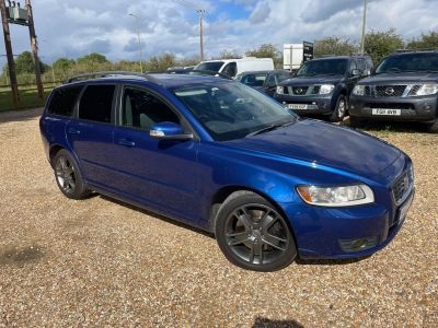 VOLVO V50 D5 SE - 4206 - 1