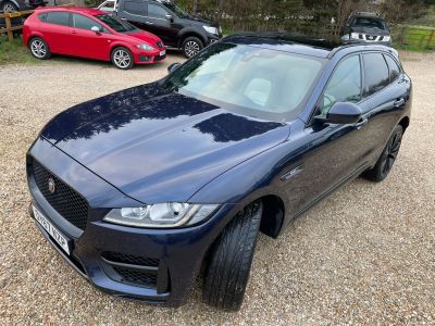 JAGUAR F-PACE R-SPORT AWD - 4232 - 4