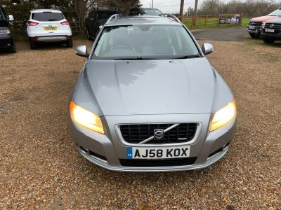 VOLVO V70 D5 SE SPORT - 4246 - 6