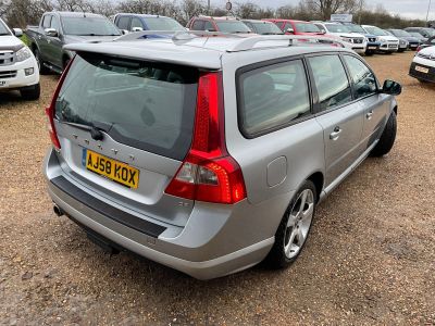 VOLVO V70 D5 SE SPORT - 4246 - 10