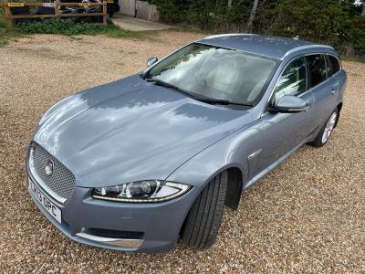 JAGUAR XF D PREMIUM LUXURY SPORTBRAKE - 4207 - 6