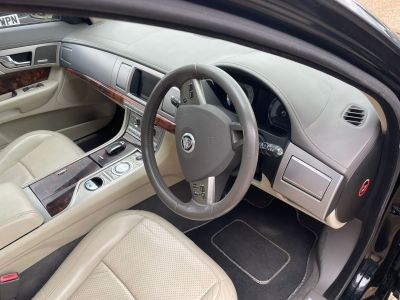 JAGUAR XF V6 S PORTFOLIO - 4163 - 7