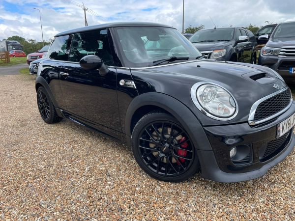 Used MINI HATCH in Witney, Oxfordshire for sale