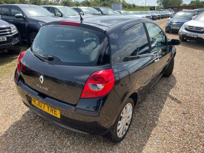 RENAULT CLIO DYNAMIQUE S 16V - 4143 - 9