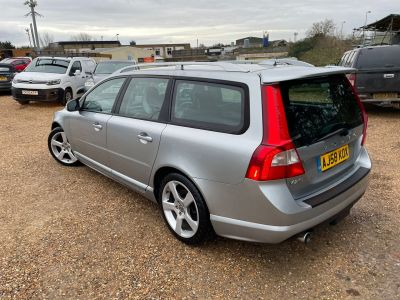 VOLVO V70 D5 SE SPORT - 4246 - 7