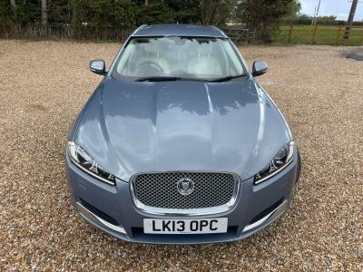 JAGUAR XF D PREMIUM LUXURY SPORTBRAKE - 4207 - 3